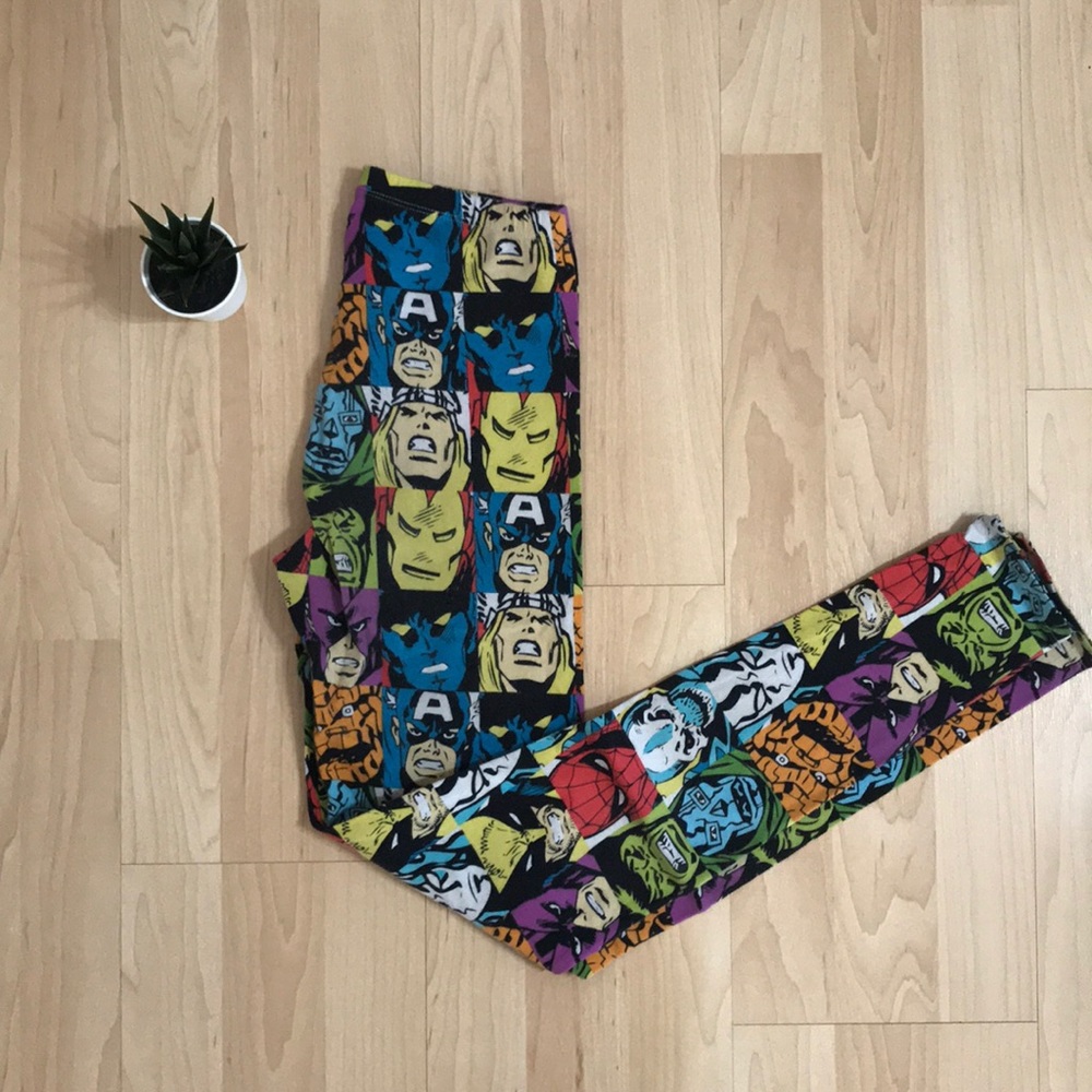 3/$25💎 F21 MARVEL TIGHTS - Picture 4 of 4